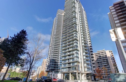 Burnaby Apartment | Elegant 1BR Apt with GYM near Crystal Mall