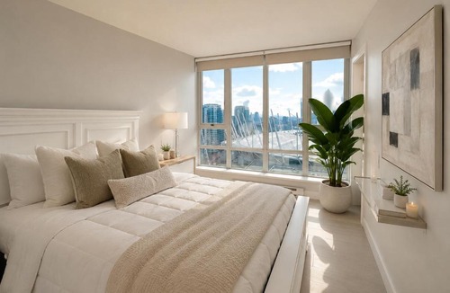Yaletown Apartment | Elegant 2 Bedroom Escape in Trendy Yaletown
