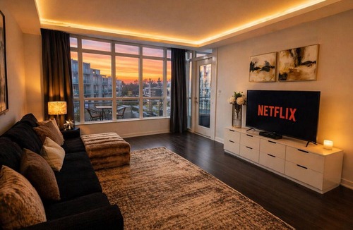 CityPlace Apartment | Elegant 2BR Downtown Toronto Condo | Free Parking