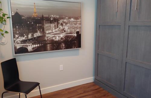 East Side Apartment | Elegant Private Guest Suite - Close to Transit