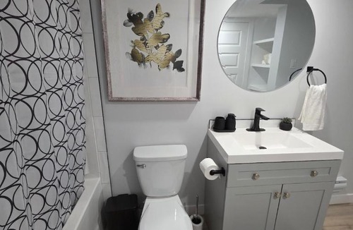 Saskatoon Apartment | Emerald Nest - a blend of comfort and style