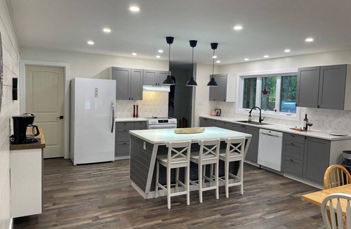 Minden Hills Cottage | Enjoy an East Moore Escape at our charming family cottage!
