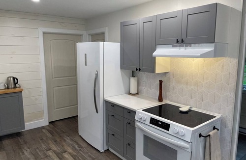 Minden Hills Cottage | Enjoy an East Moore Escape at our charming family cottage!