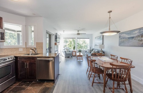 Regional District of Nanaimo Apartment | Enjoy the Ocean Breeze on the Deck Suite A