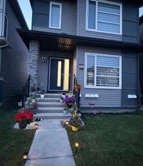 Calgary Apartment | Entire 2BR Suite 12 min to Airport
