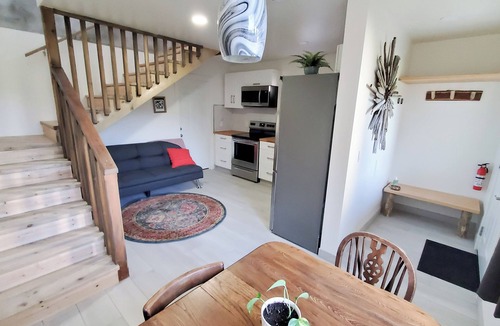 Kaslo Cottage | Entire Guest House in Central location