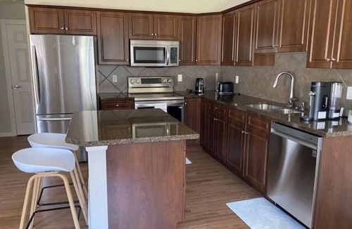 Southwest Edmonton House | Entire Home in Edmonton South close to Airport with fenced private yard & deck