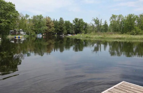 Marmora Cottage | Entire Luxurious Waterfront Peninsula Cottage