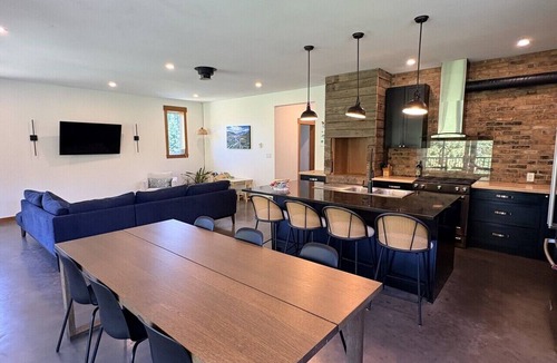 Rossland House | Evergreen Escape at Red Mountain