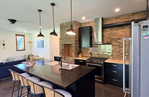 Rossland House | Evergreen Escape at Red Mountain