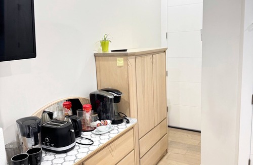 Coquitlam House | Excellent Place to Stay