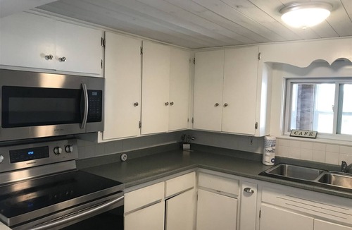 Camp Ellis House | Experience family fun in Camp Ellis at the spacious 5-bedroom Best of Both Worlds.