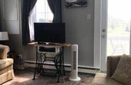 Twillingate Cottage | Experience Tranquility: Cricket Field Offers Charming Retreat in Twillingatate