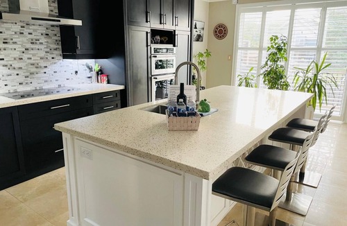 Gormley House | Exquisite 4 BDR Home with Office and Parking near Lake Wilcox