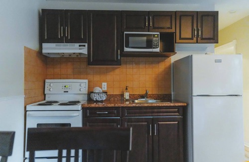 Bobcaygeon Cottage | Falcon Cottage - 2 Bedroom - Family Friendly