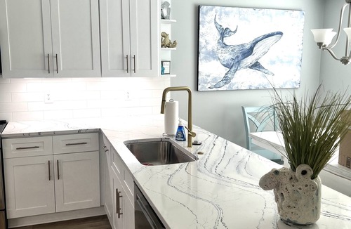 Keys Of Marsh Harbor House | Family Beach Getaway, Sleeps 10,Community Pool,Beach Shuttle,Steps to Water Park
