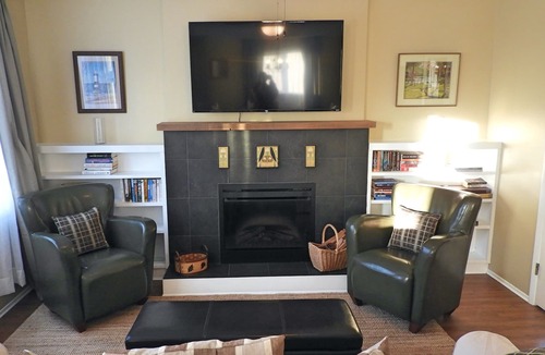 Chemainus House | Family & dog friendly, walk to beach & Old Town