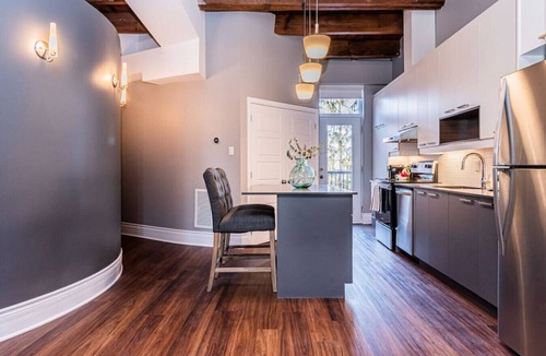 Plateau Mont Royal Apartment | Family Friendly 3-bedroom beauty in Le Plateau by Denstays