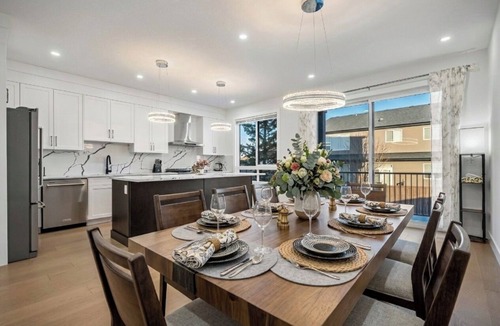 Calgary House | Family Home near Airport
