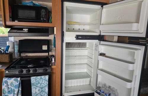 Regional District of Nanaimo Other | Family RV in a farm