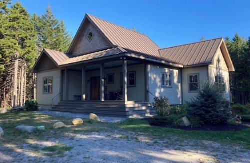 New Harbor House | Fantastic 5-bedroom house in charming Bristol for your getaway