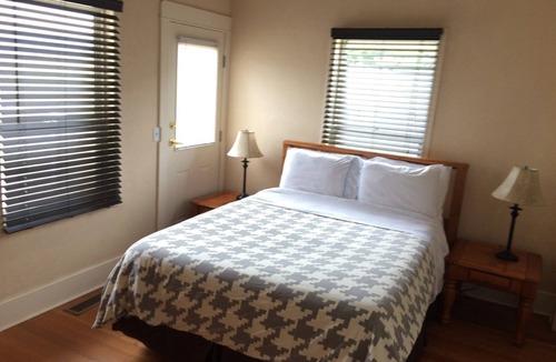 Okanagan-Similkameen Other | Farm House at D'Angelo Winery Located on the Naramata Bench