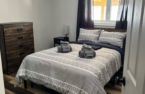 Madoc House | Farm House hot tub/ATV Trails/Private Lake Access