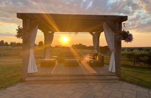 Minesing House | Farm House Oasis: Pool, Horses, Hot Tub, sleeps 12