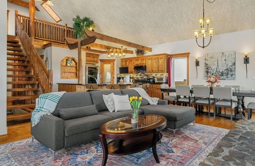 Sylvan Lake House | Fern & Pine | 4BR Retreat w/Games & Spacious Yard