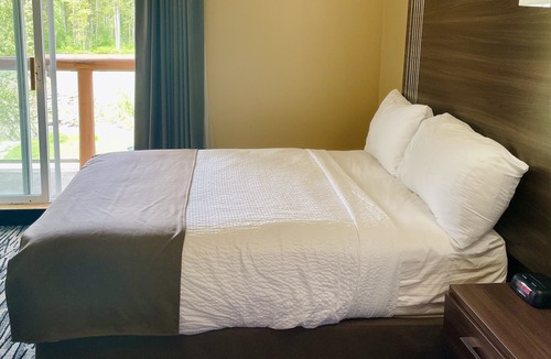 Fernie House | Fernie Stanford Hotel & Resort - Family Suite