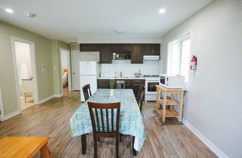Bobcaygeon Cottage | Finch Cottage - 2-Bedrooms - Family Friendly