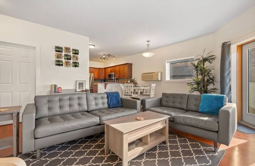 Radium Hot Springs Apartment | Fireside Retreat | Hot Springs | Fireplace | Pets