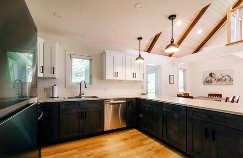 Cavendish House | Forest Hills A-Frame