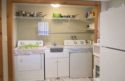 Markdale Ski Chalet | Forest View Chalet Unit with Hot Tub and Seasonal Salt Water Pool