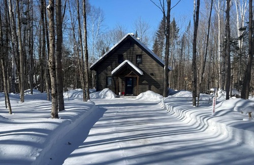 Amherst Ski Chalet | Foresta KanataTremblant (189 Printemps)