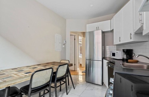 Cote-Des-Neiges—Notre-Dame-De-Grace Apartment | Freshly Designed Urban Space