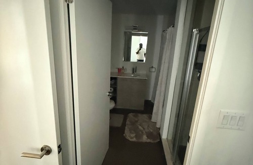 King West Village Condo | FULLY FURNISHED LUXURY 2 BEDROOM/2 BATH APARTMENT IN LIBERTY VILLAGE