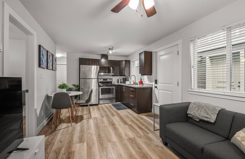 Langford House | Fully Furnished Suite in Westhills, Langford, BC