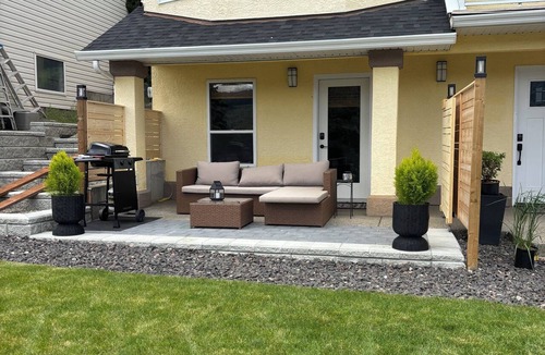 Central Okanagan House | Furnished Lakeview Suite Near UBCO & Okanagan Ski Resorts