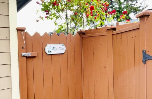 Saanich West House | Garden Home In Victoria