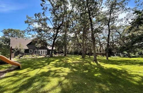 Saanich East House | Garry Oak Meadows