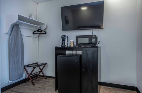 Clarenville Hotel | Gateway Hotel and Suites