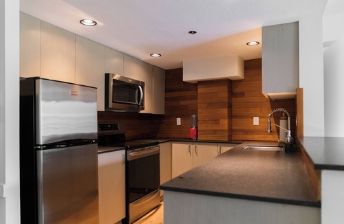 Whistler Village Hotel | Gibbons Life Accommodations