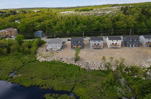 Halifax House | Glamorous new house basement for Business/Vacation travel