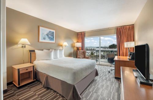 Port Hardy Hotel | Glen Lyon Inn