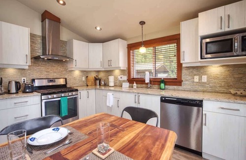 Port Renfrew House | Going Coastal AB - Oceanfront - Pet Friendly