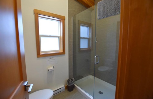 Cherryville House | Gold Panner Campground