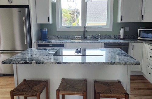Harrison House | Gorgeous 4-bedroom house in Harrison. Walking distance to 2 public beaches,