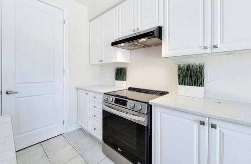 Caledonia House | Grand River Cozy Retreat