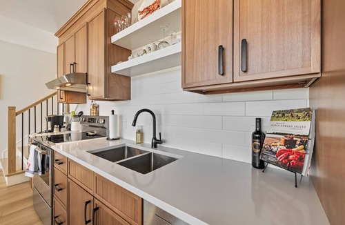 Little Pond Ski Chalet | Grumps at Table Rock-3 Bedroom waterfront chalet in the woods of Little Pond.